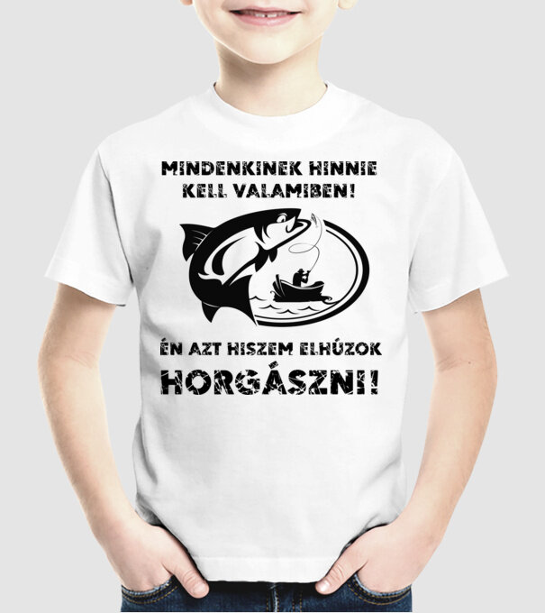  minta fehér pólón