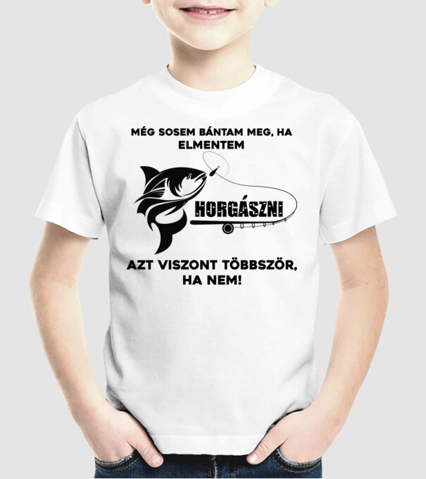  minta fehér pólón