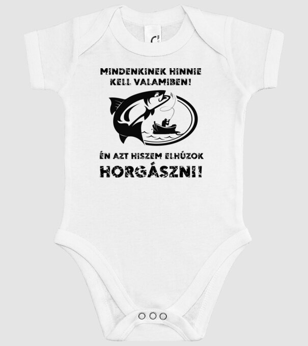  minta fehér pólón