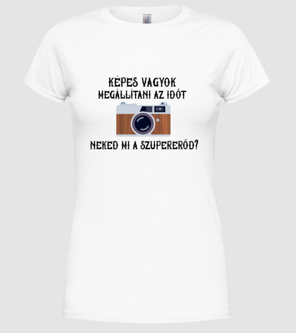  minta fehér pólón