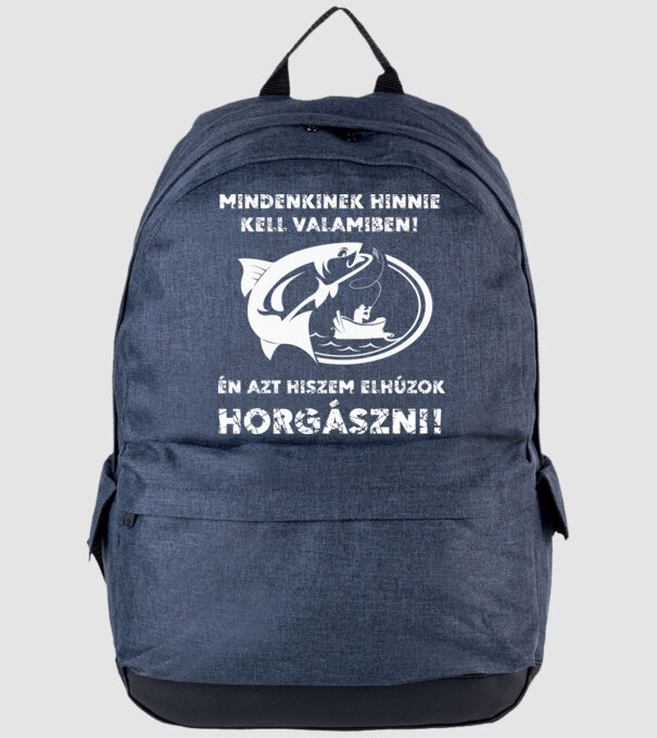  minta farmerkék pólón