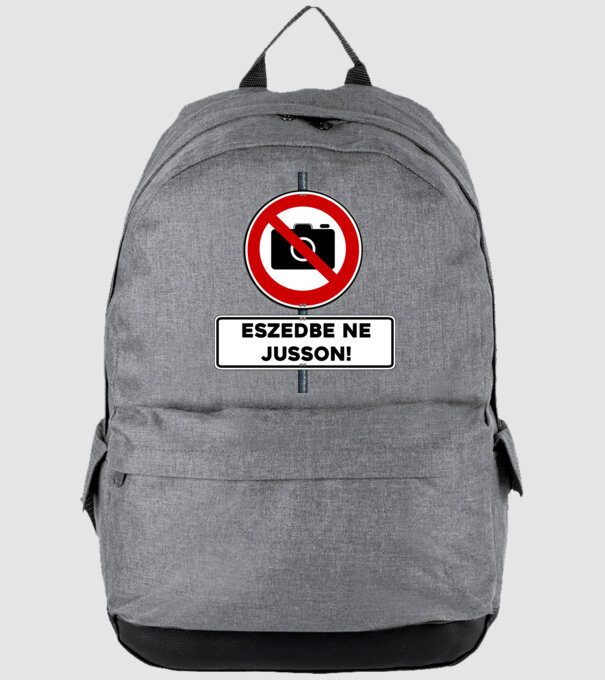 minta szürke pólón