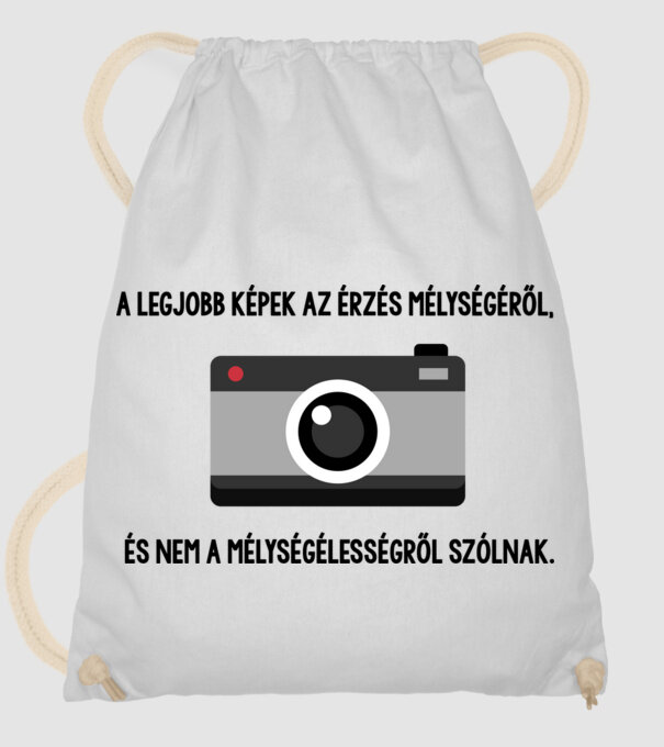  minta fehér pólón