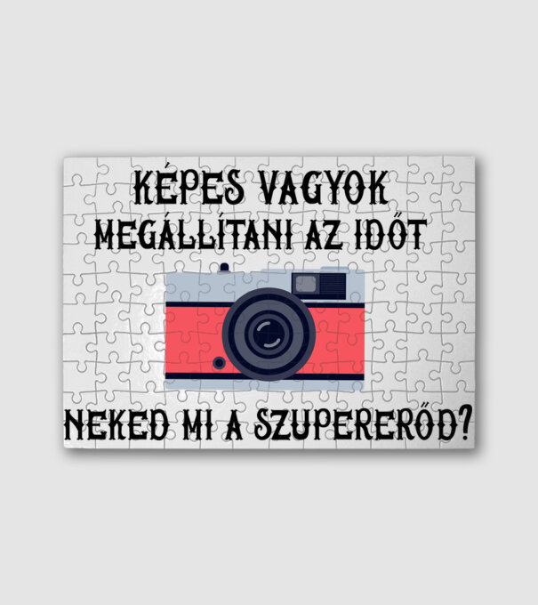  minta fehér pólón