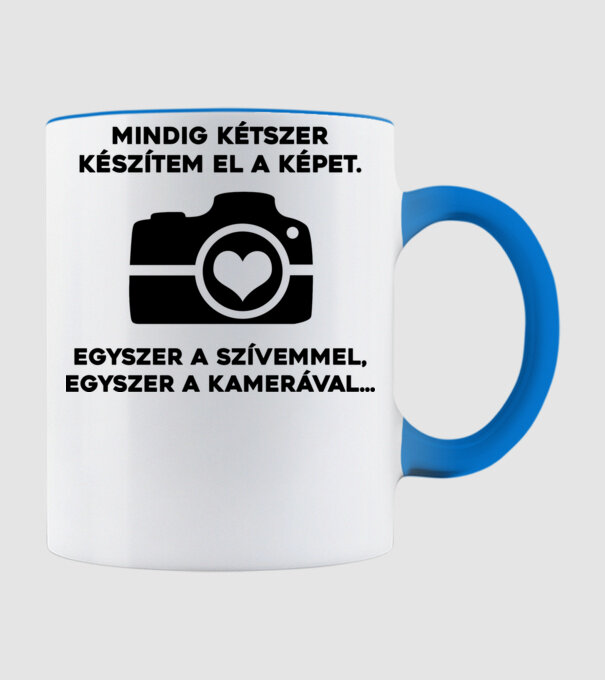  minta világoskék pólón
