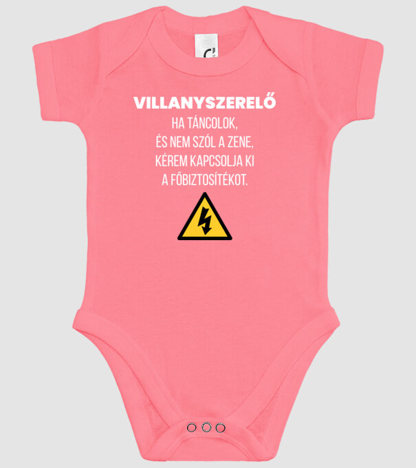  minta rózsaszín pólón